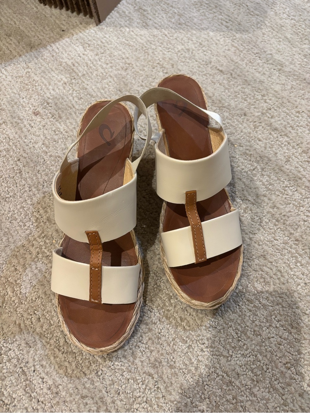 OluKai Cream and Tan Espadrille Slingback Sandals size 7
